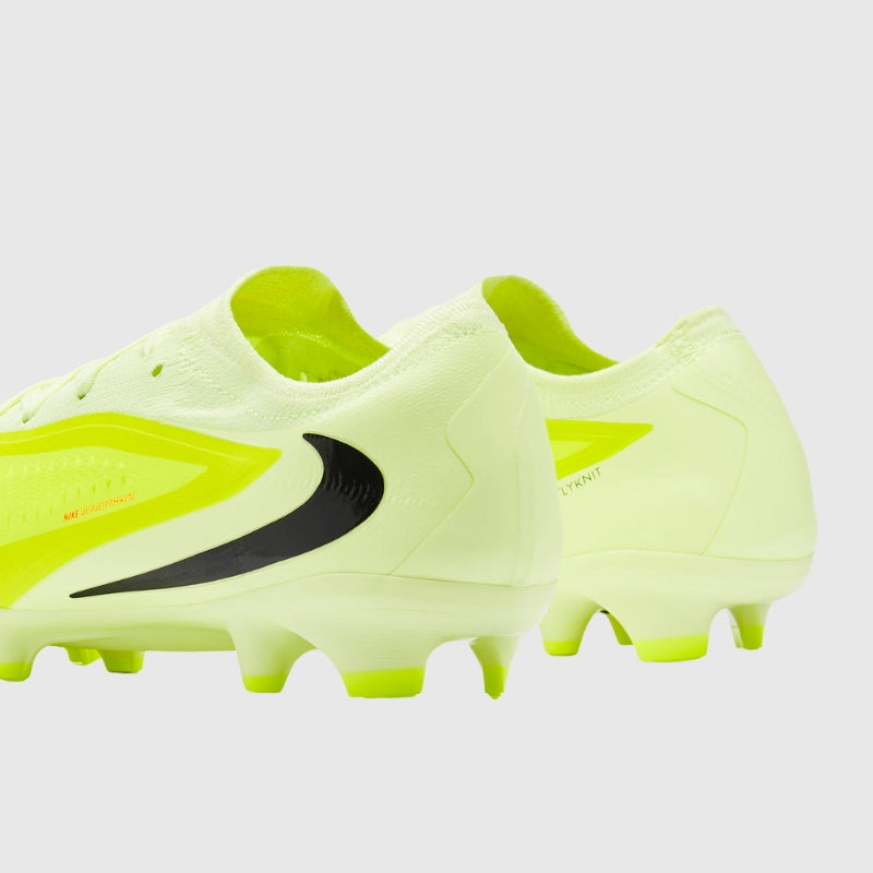 נעלי כדורגל Phantom 6 Pro Low Cut FG Max Voltage