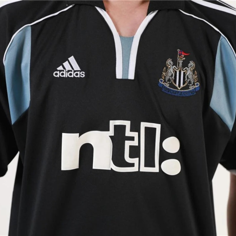 חולצת כדורגל רטרו ניוקאסל חוץ 2000/01 | גברים
