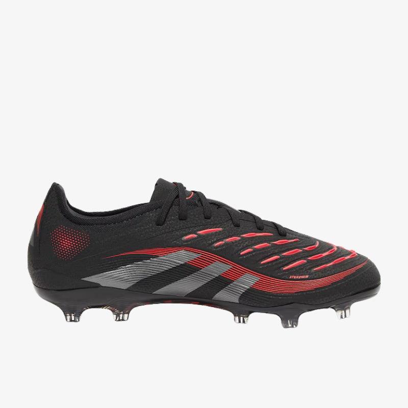 נעלי כדורגל חצי מקצועיות אדידס Predator Pro FG