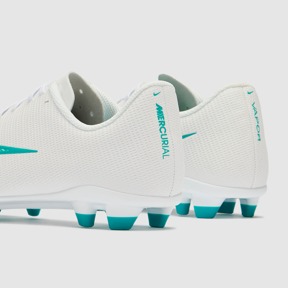 נעלי כדורגל ילדים נייקי Air Zoom Mercurial Vapor 17 Club FG/MG Bright Lights Pack תמונה 5