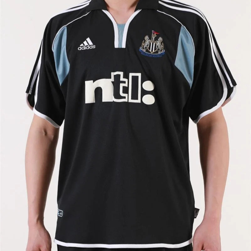 חולצת כדורגל רטרו ניוקאסל חוץ 2000/01 | גברים